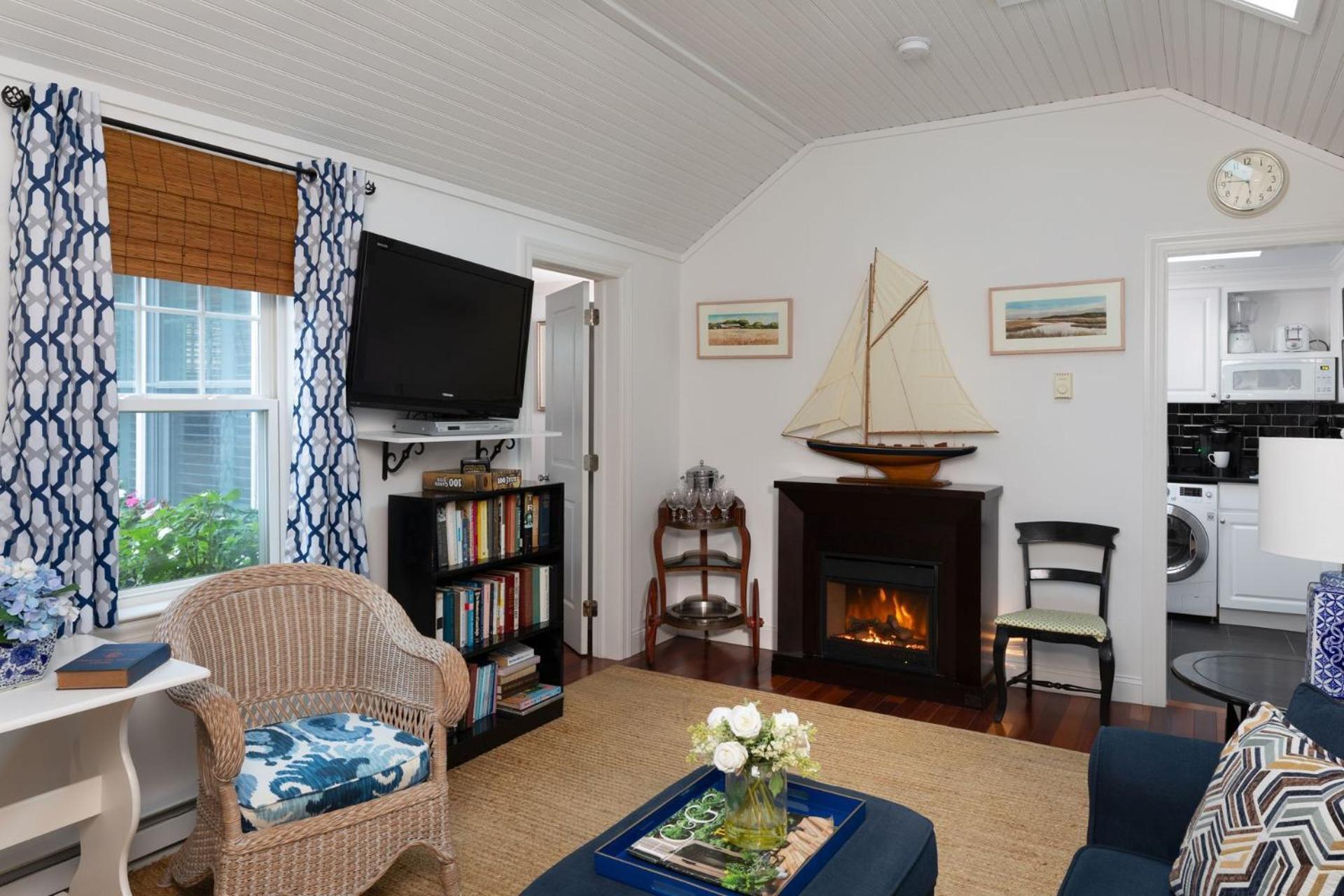Harbor Knoll Bed&Breakfast Greenport Exteriör bild