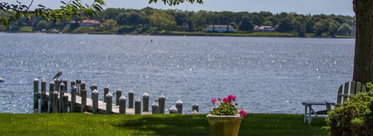 Harbor Knoll Bed&Breakfast Greenport Exteriör bild